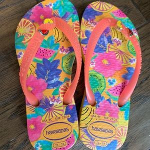 Havaianas kids size 9 flip flops